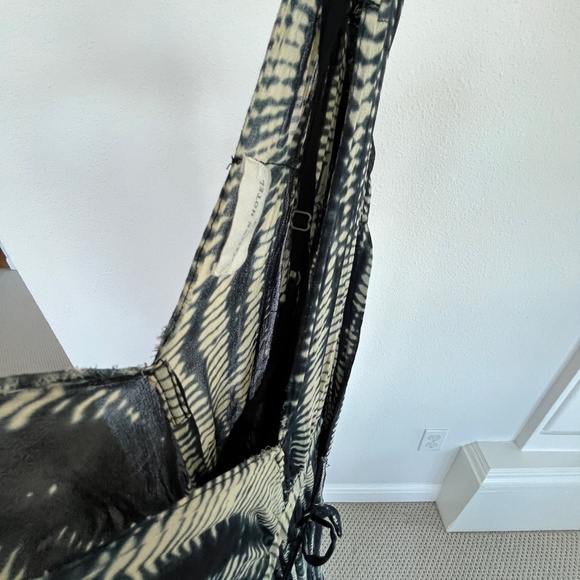 Maison Hotel (Spanish brand) midi length gauzy dress - Picture 5 of 6